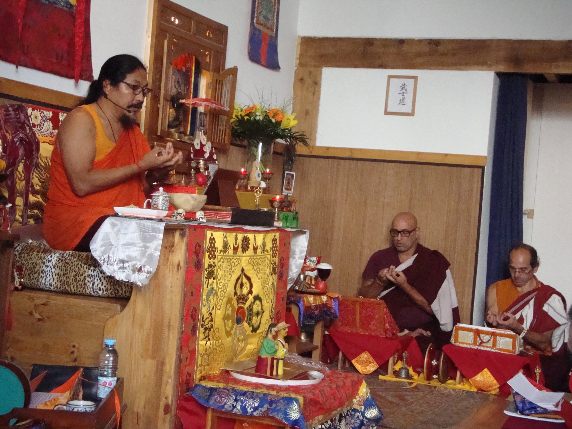 himalaya initiation bouddhiste
